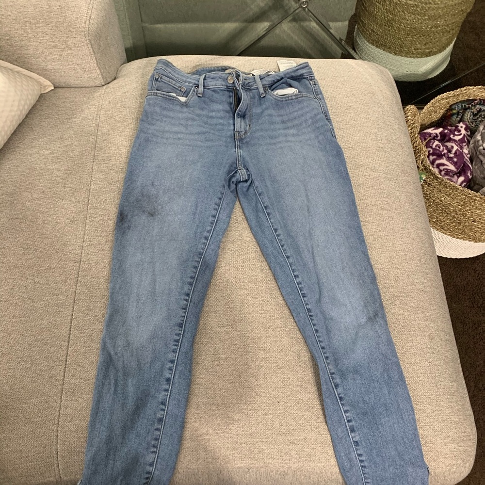 Levi skinny with bow ends